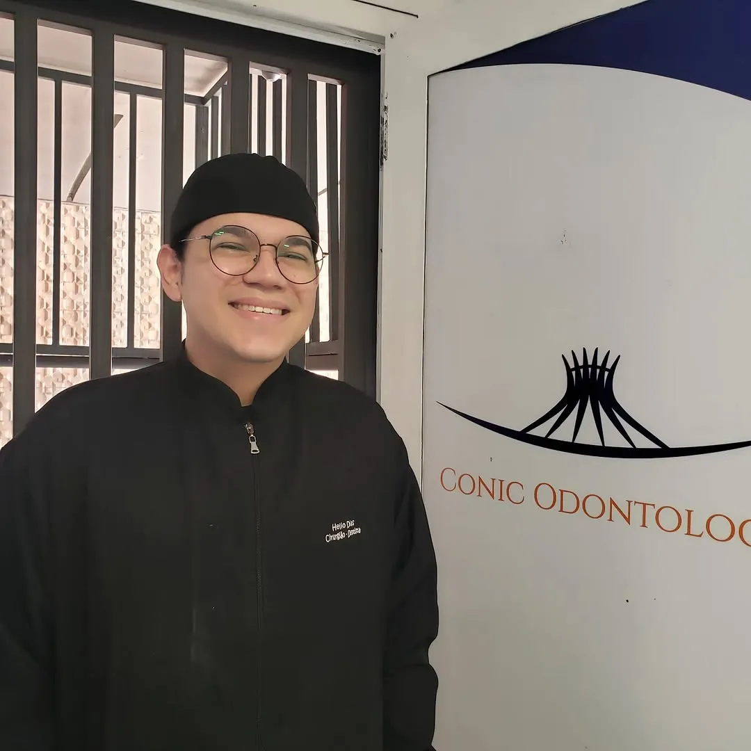 Dr. Hélio, dentista da Conic Odontologia
